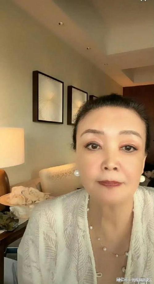 张兰爆料弟弟是谁啊视频,弟弟身份之谜，视频爆料引发热议