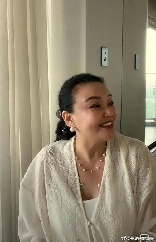 张兰爆料弟弟是谁啊视频,弟弟身份之谜，视频爆料引发热议  第2张