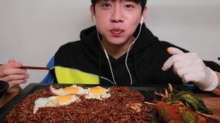 娱乐吃瓜酱10,揭秘娱乐圈最新热点，带你领略明星幕后故事  第3张