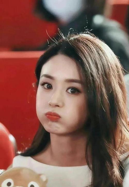 娱乐圈吃瓜女明星都有谁,揭秘那些被热议的焦点人物  第3张 娱乐圈吃瓜女明星都有谁,揭秘那些被热议的焦点人物  第3张